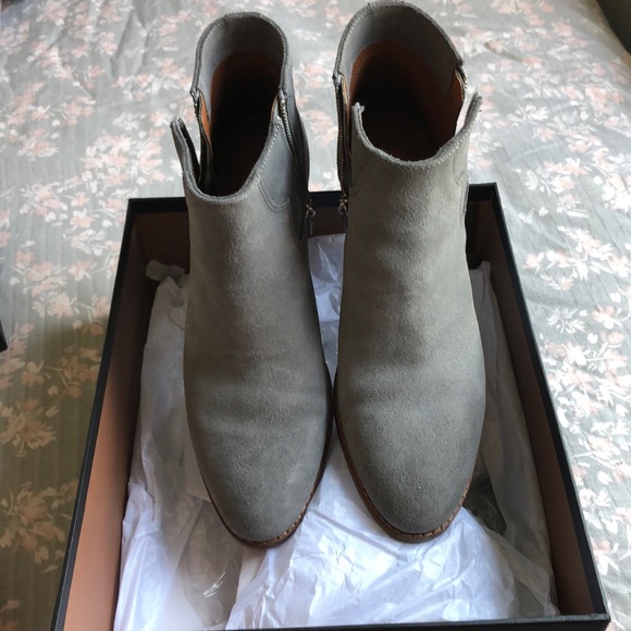 Coach boots Barely worn - Picture 2 of 6